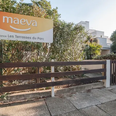 Lejlighedshotel Pierre & Les Terrasses Du Parc 2*