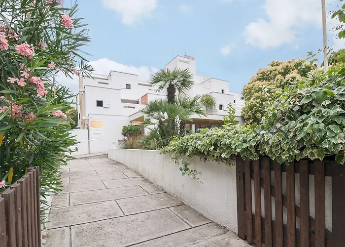 Pierre & Les Terrasses Du Parc Ξενοδοχείο με διαμερίσματα 2*