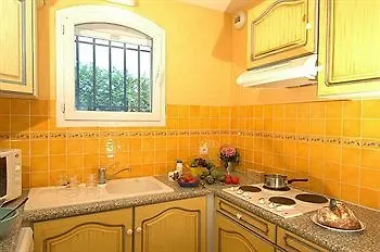 Pierre & Les Terrasses Du Parc Ξενοδοχείο με διαμερίσματα 2*